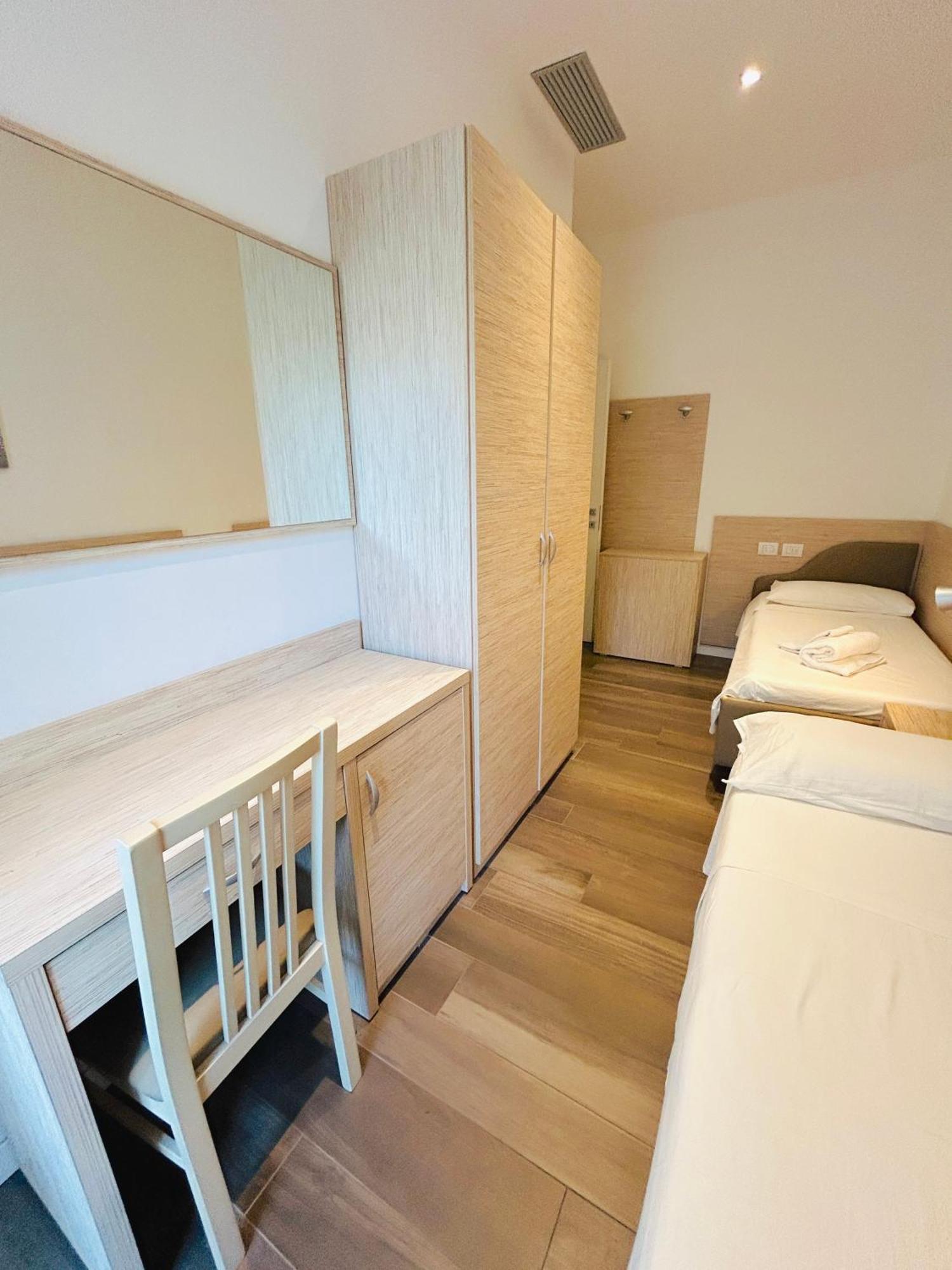 Menotti 3A-Flexrent Abissinia Apartman Riccione Kültér fotó